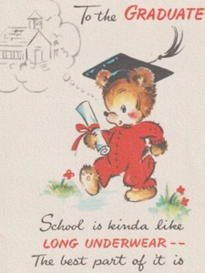 Tarjeta de graduación ropa interior larga oso de peluche antropomórfico Hall Brothers 1948 - Imagen 1 de 3