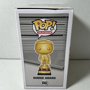 Funko Pop! Dundie Award #1062 The Office Amazon Exclusive - Picture 1 of 5