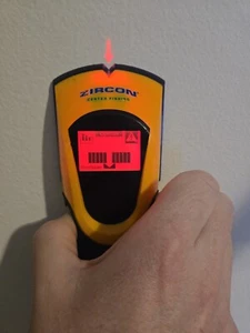 Zircon StudSensor L70 Stud Finder With Center Detection Used - Picture 1 of 4