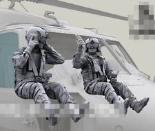 █ 1/35 Resin US Helicopter Crew 2 Figures Unpainted Unassembled 36162