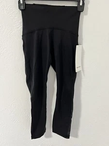 Lululemon Train Times kurze Hose 21" Größe 2 schwarze Leggings neu mit Etikett - Bild 1 von 5