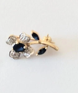 Elegant 9 Carat Gold Flower Brooch with Sapphire Gemstone and Diamond - Picture 1 of 3