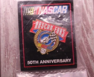 Nascar Fans 50th Anniversary 1948-1998 Vintage Pin., - Bild 1 von 2