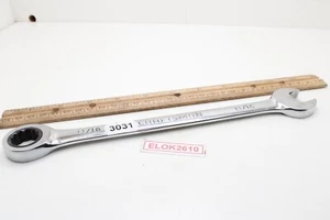 Llave combinada de trinquete Craftsman 42566-Z 11/16" 12 puntos cromo pulido - Imagen 1 de 10