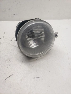 Крышка нижнего бампера для угловых/парковочных противотуманных фар подходит для CARAVAN 1428503 2005-2009 годов выпуска - Изображение 1 из 4