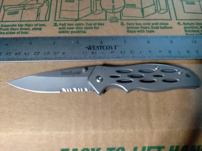 Kershaw Beacon 2430ST Pocket Knife Manual Open Frame Lock Combo Edge Blade - Image 1 of 4