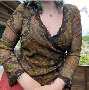 Blusa Y2K INC Fairy Grunge Encaje Paisley Cuello en V Marrón Verde Cachimba Talla L - Imagen 1 de 7