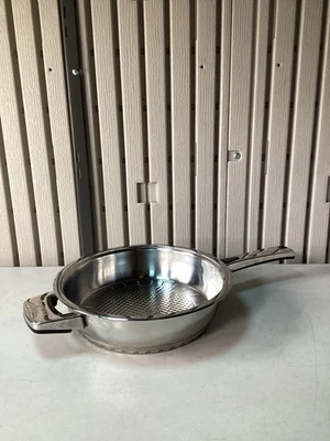 BergHoff 18/10 Edelstahl Frying Pan - Skillet - Wide - Heavy - Textured - Used - Image 1 of 4