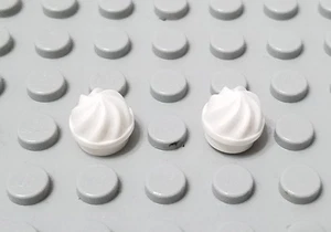 LEGO New Lot of 2 White 1x1 Ice Cream Swirl Friends Food Pieces - Picture 1 of 1