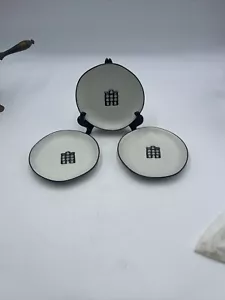 Plato de pan de gres Hearth & Hand con magnolia - crema - Imagen 1 de 2