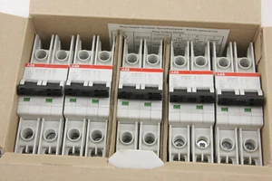 (5) ABB SU202PR K15A Circuit Breaker 2-Pole 277/480VAC 35mm DIN Rail Mount - NOS - Picture 1 of 4