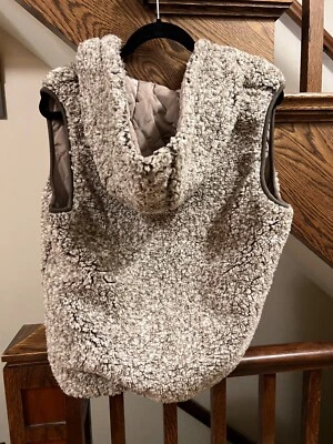 NWOT Coffee Shop Women's Fur-Lined Nevaeh Reversible Fuzzy Vest  Size L - Taupe - Image 1 of 4