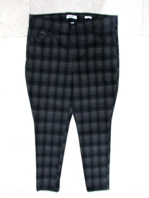 Nine West Heidi Pull On Skinny Pants Size 16 Gray Black Plaid - Image 1 of 4