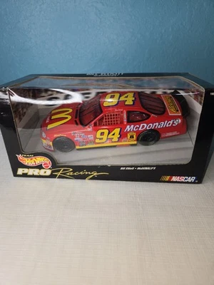 Vintage 1997 Hot Wheels Pro Racing #94 Mcdonalds Ford Taurus nota escala 1:24... - Imagem 1 de 4