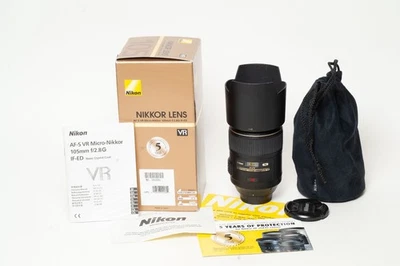 Wow Mint Nikon USA AF-S VR Micro Nikkor 105mm f/2.8 G IF ED macro lens 105 macro - Image 1 of 4