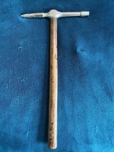 Fossil & Mineralogist Hammer - Picture 1 of 4