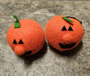 Decoraciones de calabaza de fieltro con sello vintage 1986 Halloween Jack-O-Lantern - Imagen 1 de 4