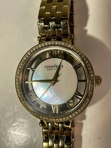 Caravelle Uhr Damen goldfarben MOP Zifferblatt Bling 44L170 von Bulova Water Resistant - Bild 1 von 24