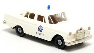 Brekina - MB Mercedes Benz 190 W110 Politie Polizei Niederlande weiß - 1:87 H0 - Picture 1 of 3