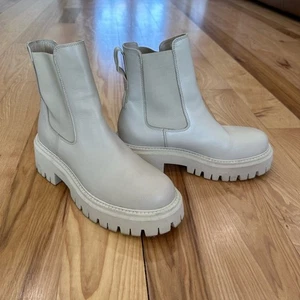 MINELLI Paris - Stiefelette Evisae - Leder - European Craftsmanship - Damen 39 - Bild 1 von 8