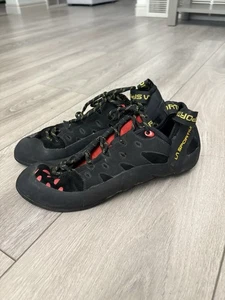 La Sportiva Tarantulace Mens Climbing Shoe, US 10.5, EU 44 Black/Poppy - Picture 1 of 10