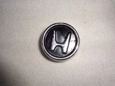 RAD SCHUTZKAPPE FÜR HONDA OLTIMER 2 KAPPEN  FÜRS RAD 2 UNTERLAGEN TÜR KURBEL - Bild 1 von 3