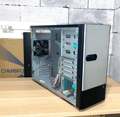 CHENBRO SR105 Server  & PC Tower Gehäuse | ATX -  EATX | Black/Silver | NEU - Bild 1 von 4