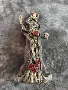 Walddame Mutter Natur Halloween Statue Rosen Totenkopf Tag der Toten Ashland - Bild 1 von 3