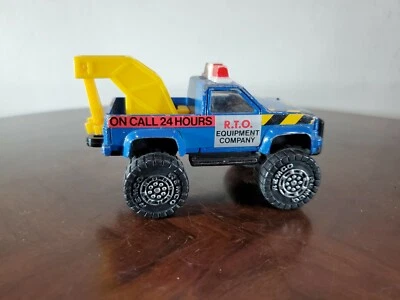 Vintage 1987 Remoc R.T.O. Equipment Company 24 Hours Tow Truck - Image 1 of 4