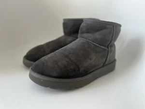 UGG Mini Boots Grau 38 Klassiker - Bild 1 von 3