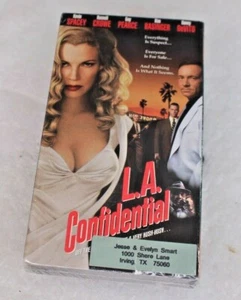 LA Confidential VHS Movie Spacey Crowe Basinger Devito 1997 MINT SEALED - Picture 1 of 5