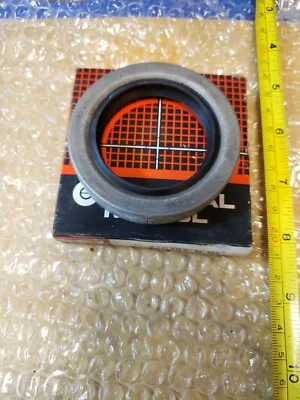 National 470331N Differential Pinion Oil Seal New In The Box! F+S! - Image 1 of 3