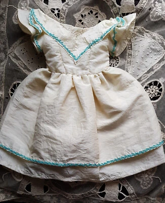 Rare ! très belle robe pour poupée de mode ou autre poupée  ancienne - Photo 1/4