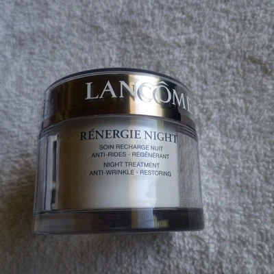 Lancome Renergie Tratamiento Nocturno Restaurador Reafirmante Antiarrugas 75 g/2.5 oz Foto 1 de 4