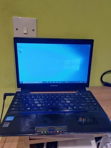 Toshiba Portege R930 i5 non testato, funzionante per Windows  - Foto 1 di 6