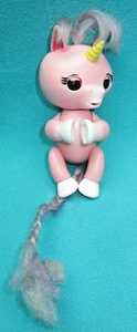WOW WEE FINGERLINGS BAMBINO UNICORNO GEMMA--J-13 - Foto 1 di 3