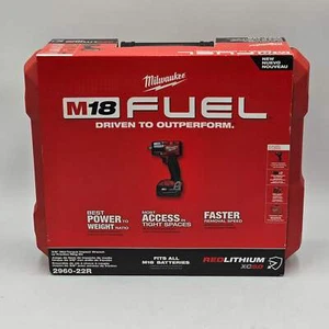 Nuevo Milwaukee 2960-22R M18 COMBUSTIBLE 3/8 pulgadas Kit de llaves de impacto de par medio - Imagen 1 de 3