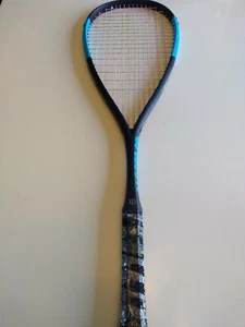 Wilson Ultra Countervail Squash racket with small crack in frame - Picture 1 of 6