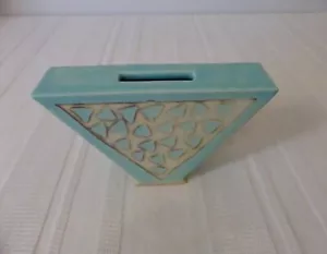 KATHY ALTY AUSTRALIA Vintage 6.6" blue white Australian pottery FLOWER VASE - Picture 1 of 7