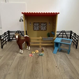 American Girl Truly Me 18 Zoll Puppe Pferd Stall Spielset und Pferd Stutfohlen Rentner - Bild 1 von 12