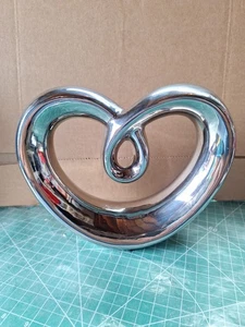 Pier 1 Import Metall Silber Herz Liebe Keramik Skulptur Statue  - Bild 1 von 6