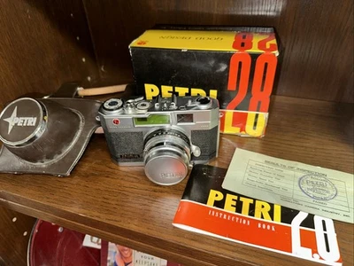 Cámara Petri 2.8 Super Color Corregido 35mm con Lente 4.5cm f/2.8 en Estuche y Caja Foto 1 de 4
