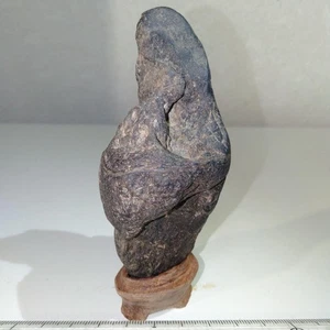 Viewing Stone Japanese Suiseki Bonseki Bonsai Mountain Shape with Daiza 4.1in - Picture 1 of 12