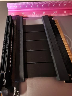 Cooler Master Riser Kabel PCIe 4.0 x16 - Bild 1 von 4