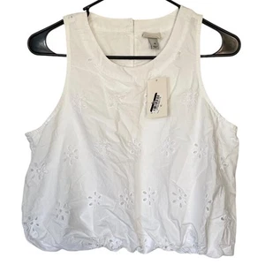NEW A NEW DAY Floral Eyelet Crop Top White Size Medium Elastic Hem Scoop Heck - Picture 1 of 5