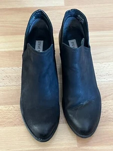 Steve Madden Damengröße 7 M schwarze modische Leder-Stiefeletten Bootie - Bild 1 von 4