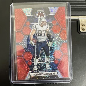 2023 Panini Mosaic Rob Gronkowski Red Sparkle Patriots 164 - Bild 1 von 2
