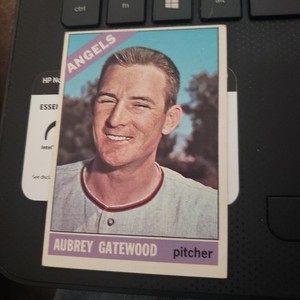 1966 Topps - #42 Aubrey Gatewood