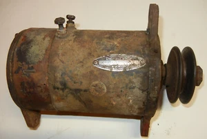 Farmall Cub, IHC Cub LO-Boy C60 1100501 OEM 6 Volt Rebuilt Generator With Pulley - Picture 1 of 1