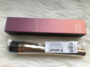 bareMinerals LOVE SCAPE Perfecting Face Brush Sealed BNIB LIMITED EDITION - Picture 1 of 4